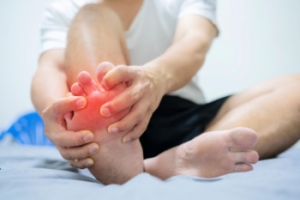 Causes of Sharp Pain in the Big Toe